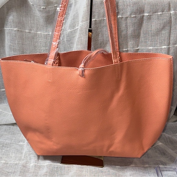 Badgley Mischka Coral Gold Decorative Chain Tote Bag MSRP $139 Vegan Leather NWT - Picture 11 of 16
